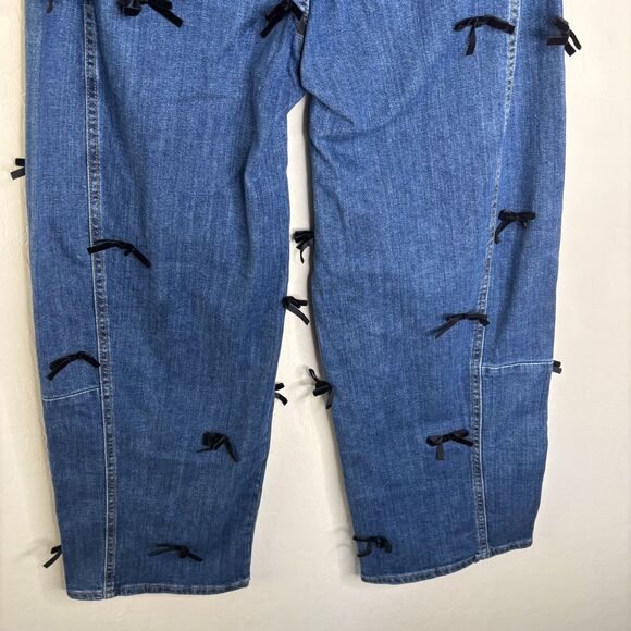 Pilcro Kenna Mid Rise Heritage Barrel Jeans Bow - Picture 6 of 7
